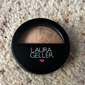 Laura Geller baked foundation